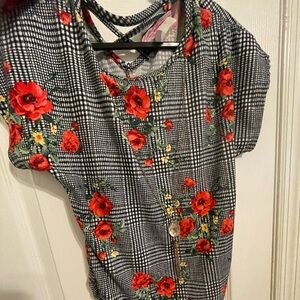 millennial core club top with necklace